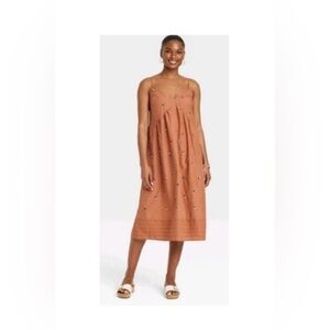 Women’s Floral Embroidered Midi Dress